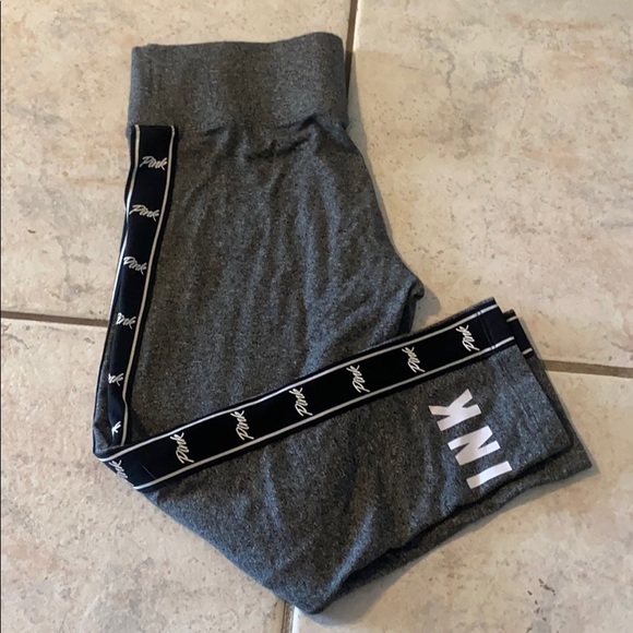 PINK cropped leggings - Picture 2 of 3